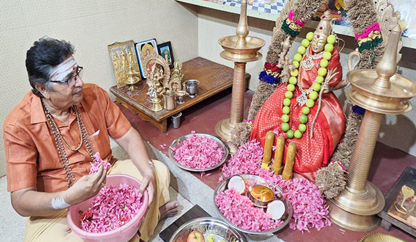 Astrological Centre Image